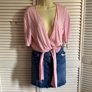 Gap blouse pink white delicate flowers 🌸